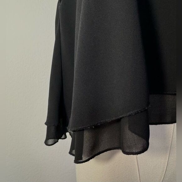 NWOT Signature8 Black Double Ruffle Hem V-Neck Tank Crop Top Women’s Size Large - Picture 9 of 13